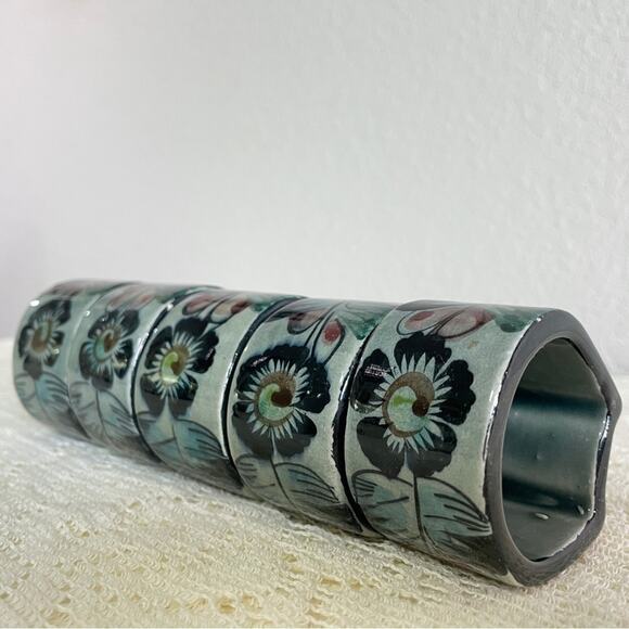 Floral Hand Painted Mexican Pottery Napkin Rings - Picture 4 of 16